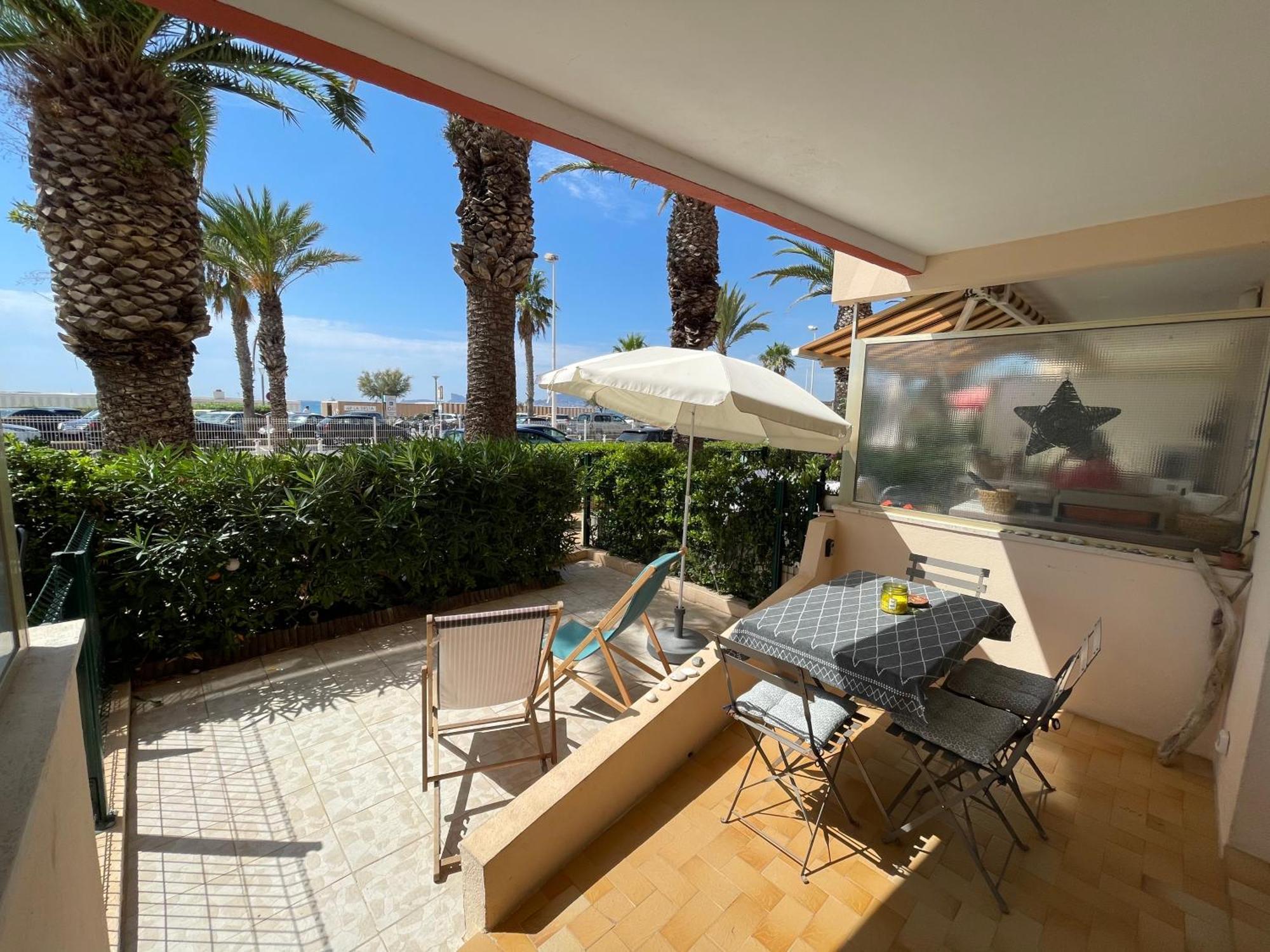 Les Palmiers Studio spacieux vue mer Terrasse&Parking Saint-Cyr-sur-Mer Extérieur photo